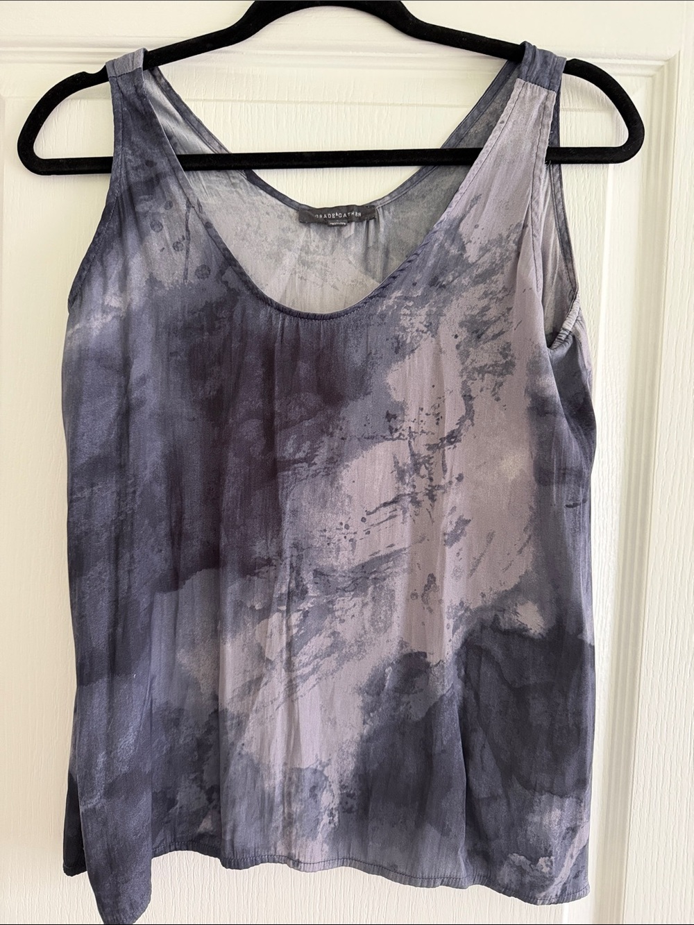 Babaton Marble-Effect Scoop Neck Tank — Gray